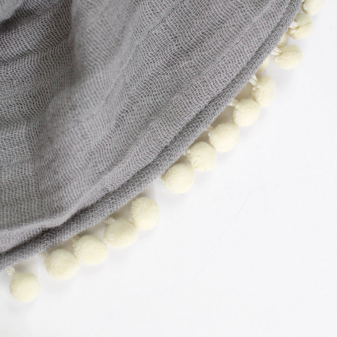 Muslin Pom Pom Stroller Blanket (Grey/Creme)