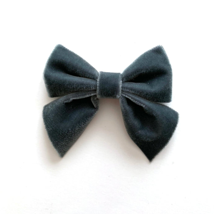 Velvet Bow hair clips (cement grey)