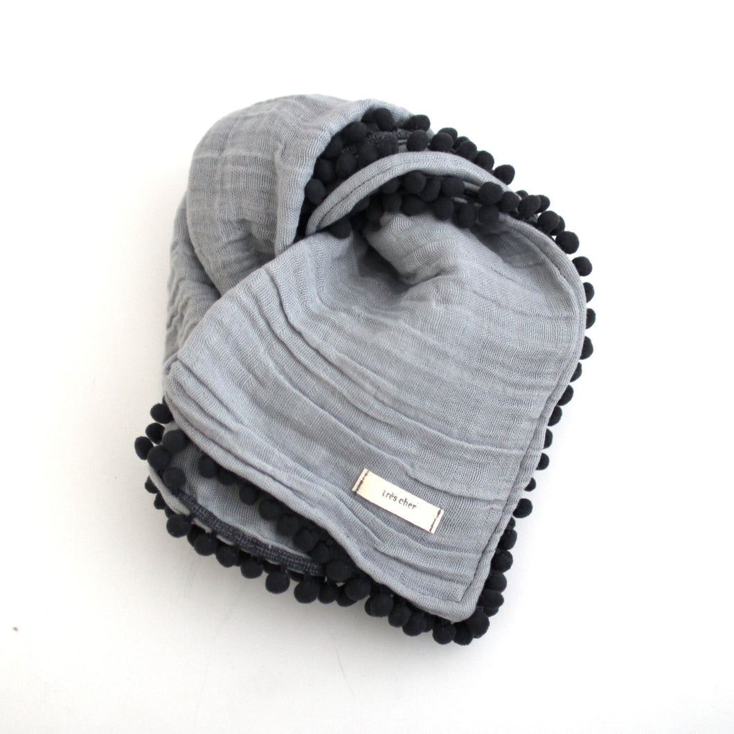 Muslin Pom Pom Stroller Blanket (Light Grey/Charcoal)